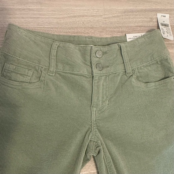 PacSun NWT Pistachio Green Corduroy Low Rise Bootcut Pants —Size 26 - Picture 3 of 11